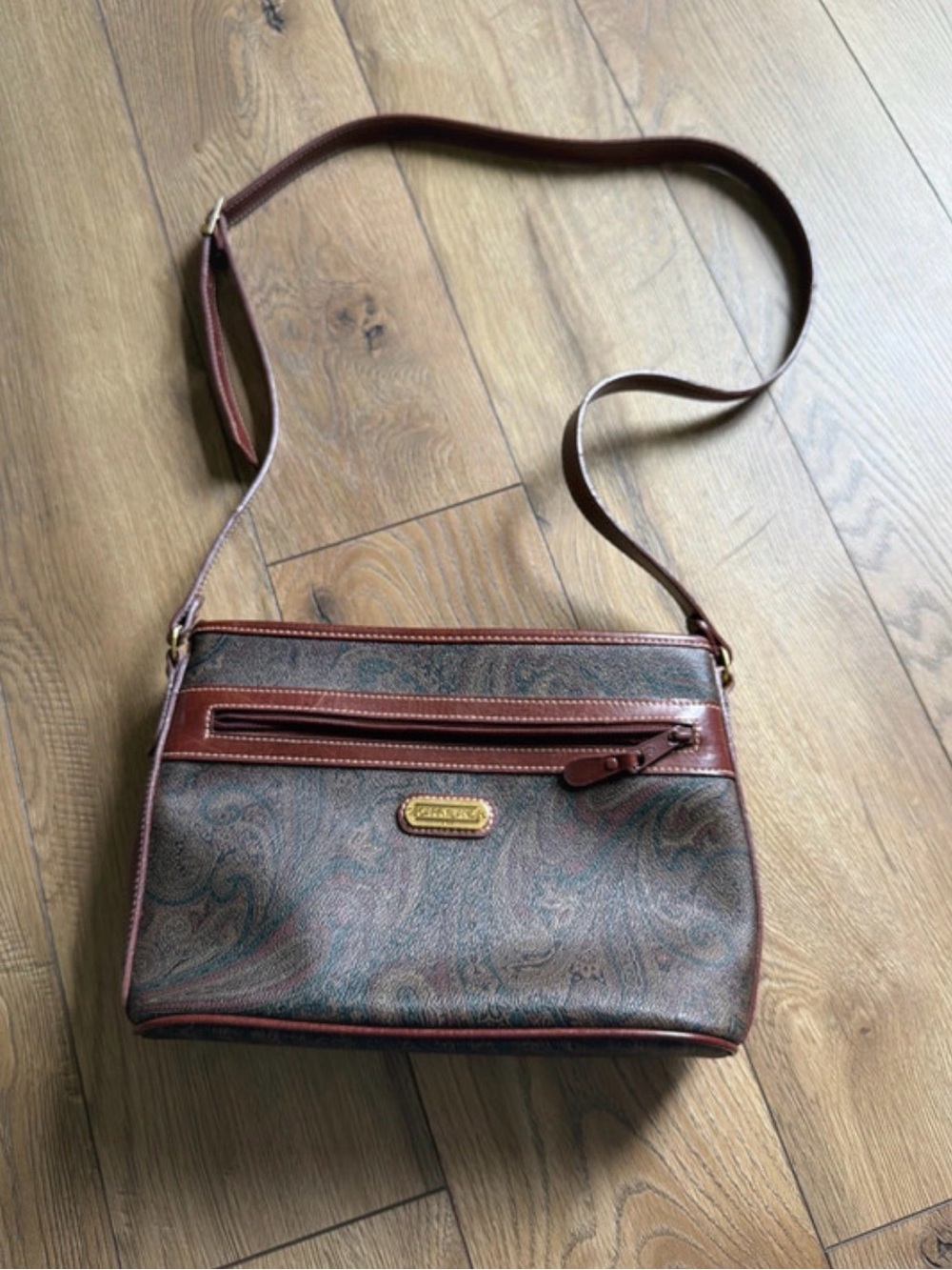 Vintage Carryland Paisley Crossbody Shoulder Bag in Brown - Etro Style